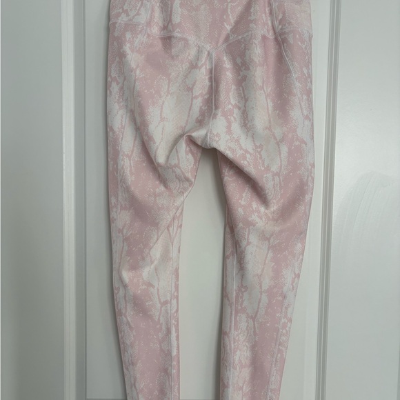 Women’s Workout Pants - Picture 3 of 6